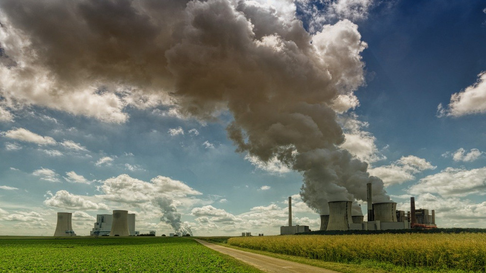 Braunkohle-Kraftwerk Neurath bei Garzweiler (Symbolbild). Der Versicherer Allianz will raus aus der Kohle.