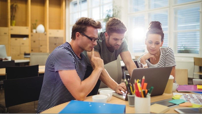 Wie macht man Versicherung spannend für eine neue Generation von Kunden? Wie macht man Versicherung spannend für eine neue Generation von Kunden?