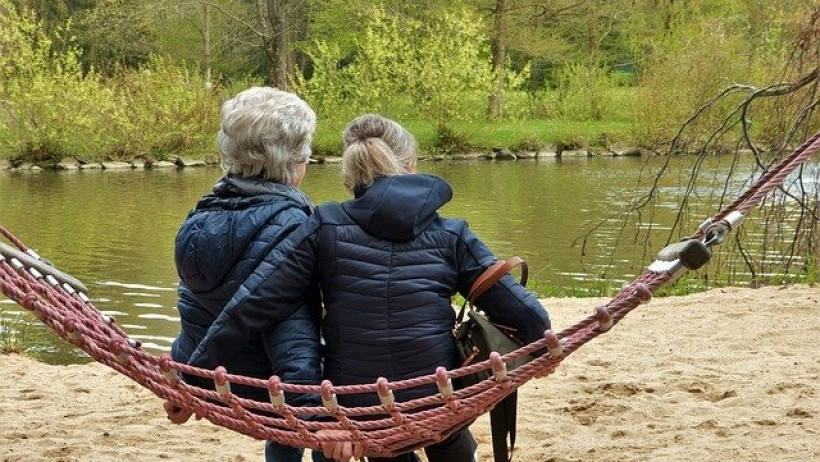 Durchschnittliches Renteneintrittsalter steigt – durch Mütterrente Durchschnittliches Renteneintrittsalter steigt – durch Mütterrente