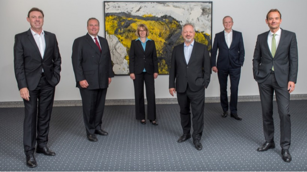Der Vorstand des Provinzial Konzerns (v.l.): Dr. Wolfgang Breuer (Vorsitzender), Dr. Markus Hofmann, Sabine Krummenerl, Patric Fedlmeier (stv. Vorsitzender), Dr. Ulrich Scholten, Guido Schaefers