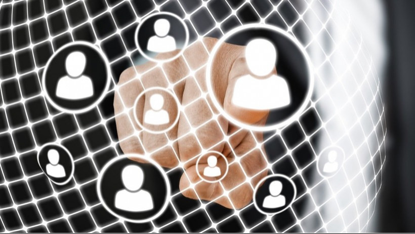 Xing oder LinkedIn – welches Online-Netzwerk ist relevanter für Vermittler? Xing oder LinkedIn – welches Online-Netzwerk ist relevanter für Vermittler?