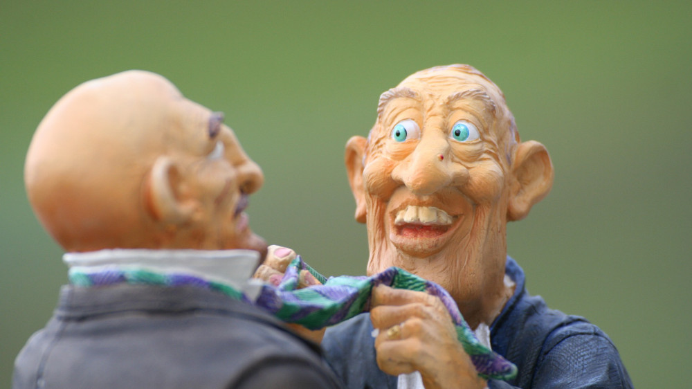 Der Bund der Versicherten geht gegen Klauseln der Sparkassen-Versicherung Sachsen vor.