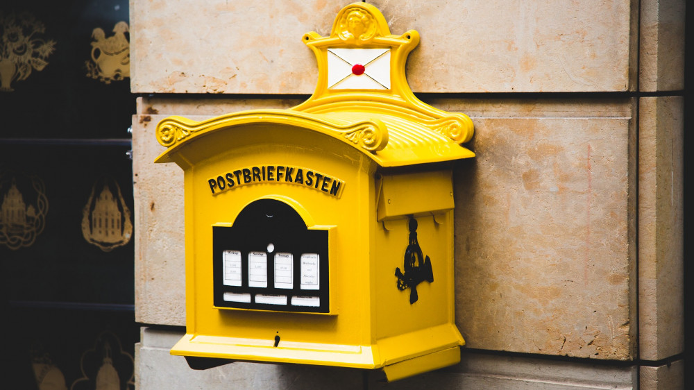 Spielt er in der Kommunikation zwischen Kunden und Versicherungen bald gar keine Rolle mehr? Der Briefkasten.