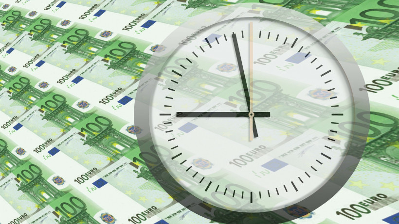 Platz 7 und 8: Kurzfristige Geldanlagen und Riester-Rente