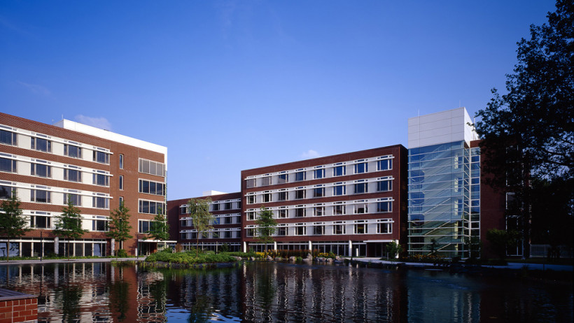 Axa: minus 20.477 Verträge