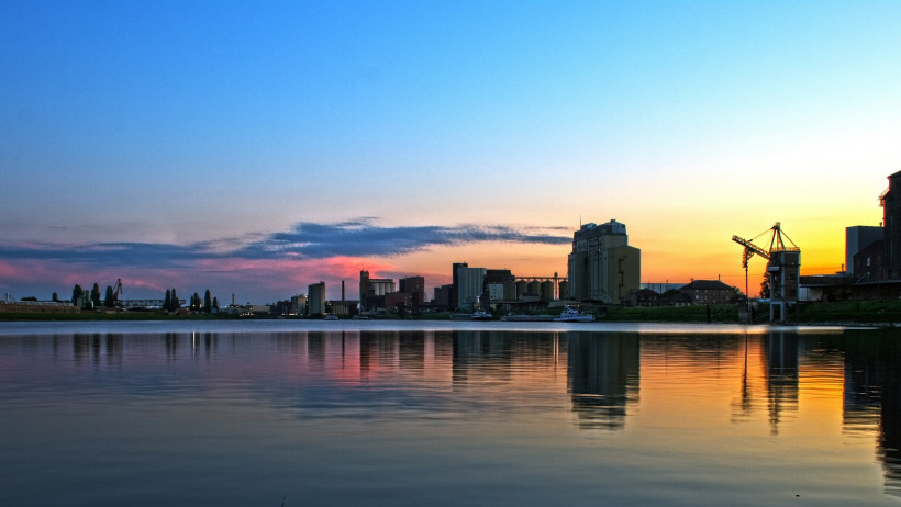 Neue Rechtsschutz: minus 2.776 Verträge