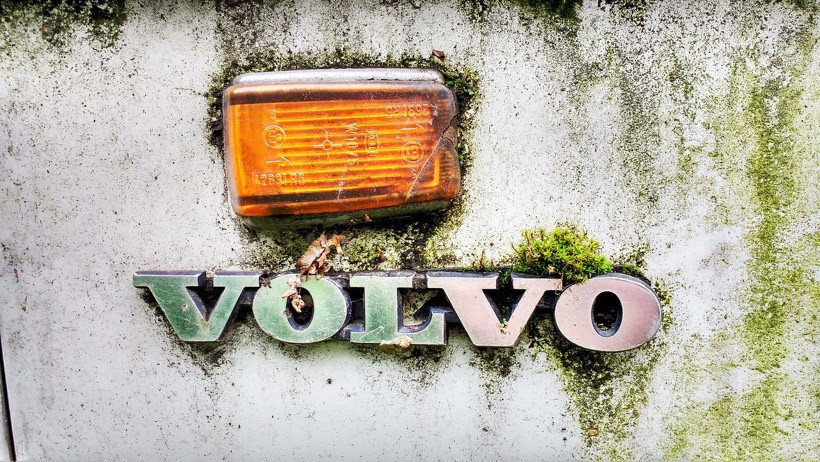 Allianz und Volvo vertiefen Zusammenarbeit Allianz und Volvo vertiefen Zusammenarbeit