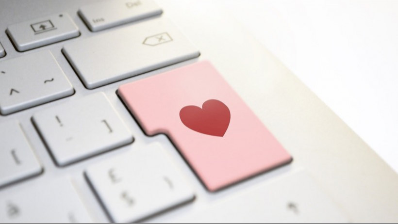 Was Versicherungen mit einer Dating Plattform zu tun haben? Was Versicherungen mit einer Dating Plattform zu tun haben?