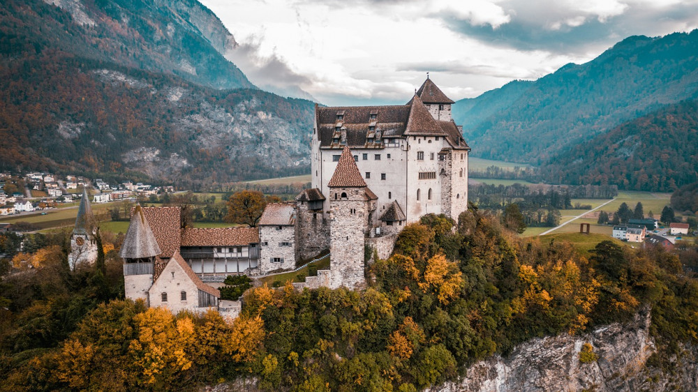 Liechtenstein ist als Sitz für Versicherer beliebt: auch wegen seiner Niedrigsteuer-Politik (Symbolbild).