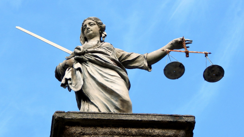 Rechtsschutz: Wer die meisten Verträge hinzugewann Rechtsschutz: Wer die meisten Verträge hinzugewann