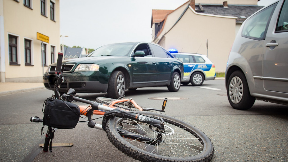 Radfahrer sind im Straßenverkehr besonders gefährdet (Symbolbild).