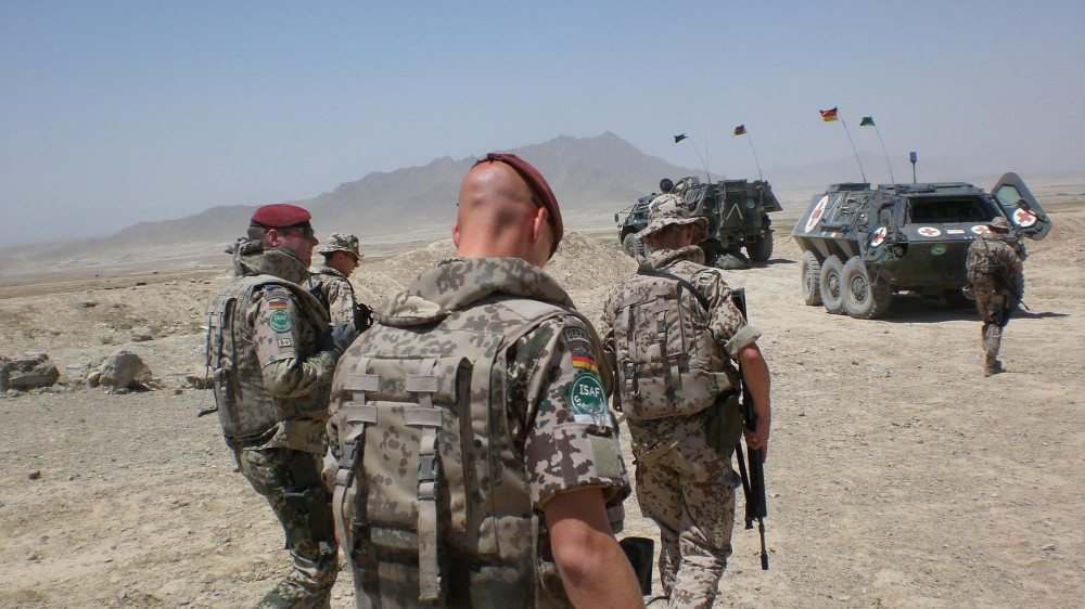 Bis 2014 war die Bundeswehr im Rahmen der International Security Assistance Force (ISAF) in Afghanistan im Einsatz. Im April 2022 sind über 3.000 Bundeswehrsoldaten im Auslandseinsatz. Wo, zeigt die Bilderstrecke.