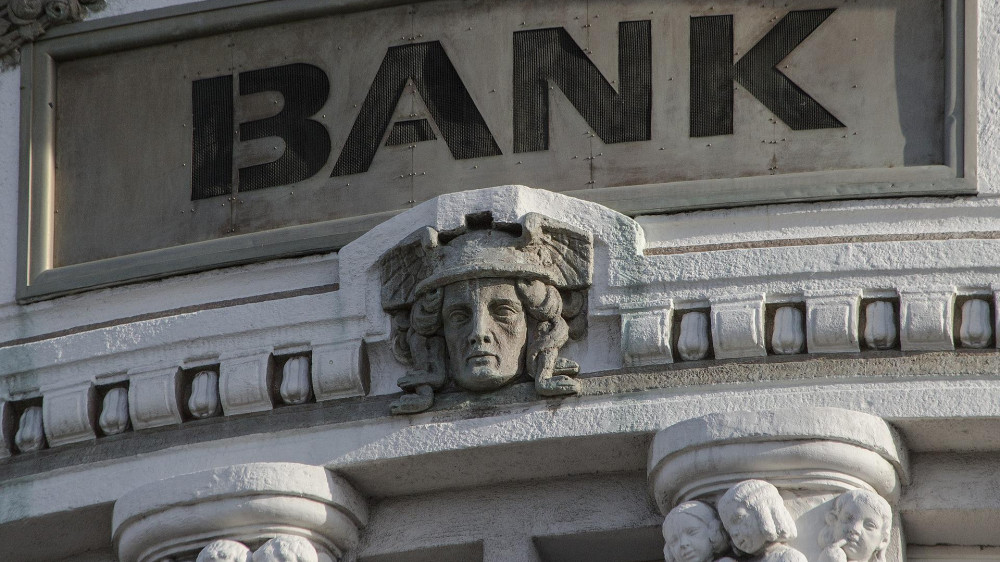 Das Zeitalter der Negativzinsen geht zu Ende, beobachtet das Vergleichsportal Verivox und listet jene Banken, die auf Verwahrentgelte verzichten.