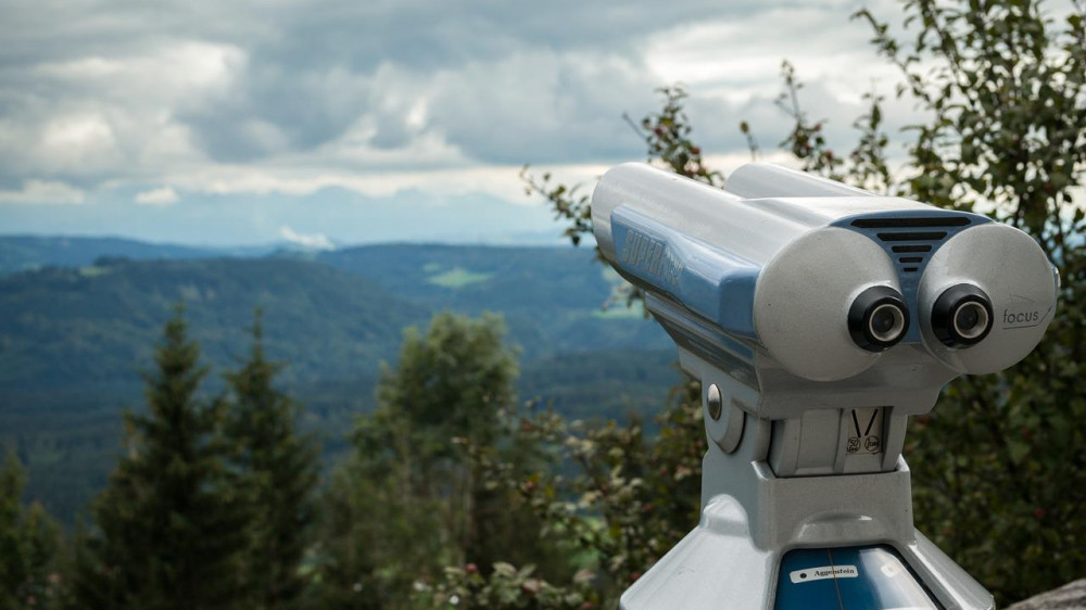 Weit im Blick: research tools untersucht die Sichtbarkeit von Versicherern im Netz (Symbolbild).
