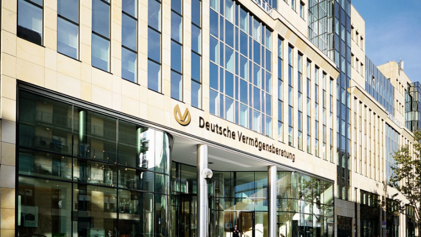 #1 Deutsche Vermögensberatung (DVAG)