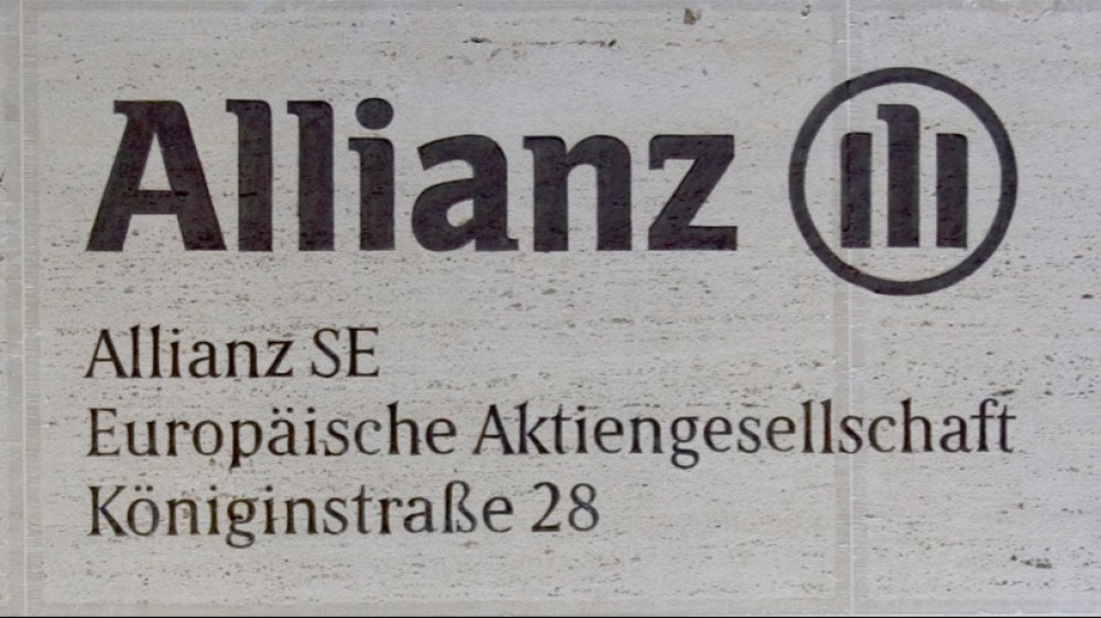Der Allianz-Konzern reduziert die Anzahl der Mitglieder im Vorstand und verteilt Zuständigkeiten neu.