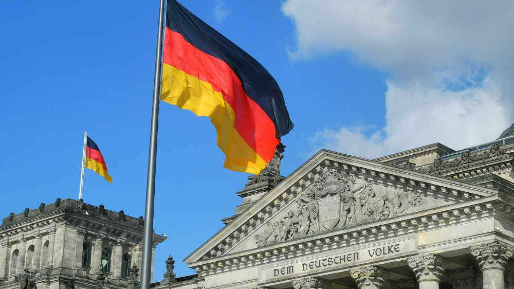 Der Finanzausschuss widmet sich dem Entwurf zum Jahressteuergesetzes 2022. Mit dabei: Verbesserungen bei der Riester-Förderung.