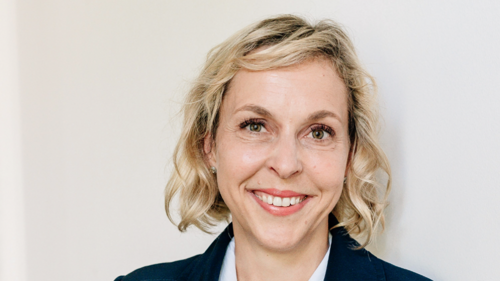 Doreen Gossert ist Versicherungsfachwirtin und Bezirksdirektorin der KS/Auxilia.