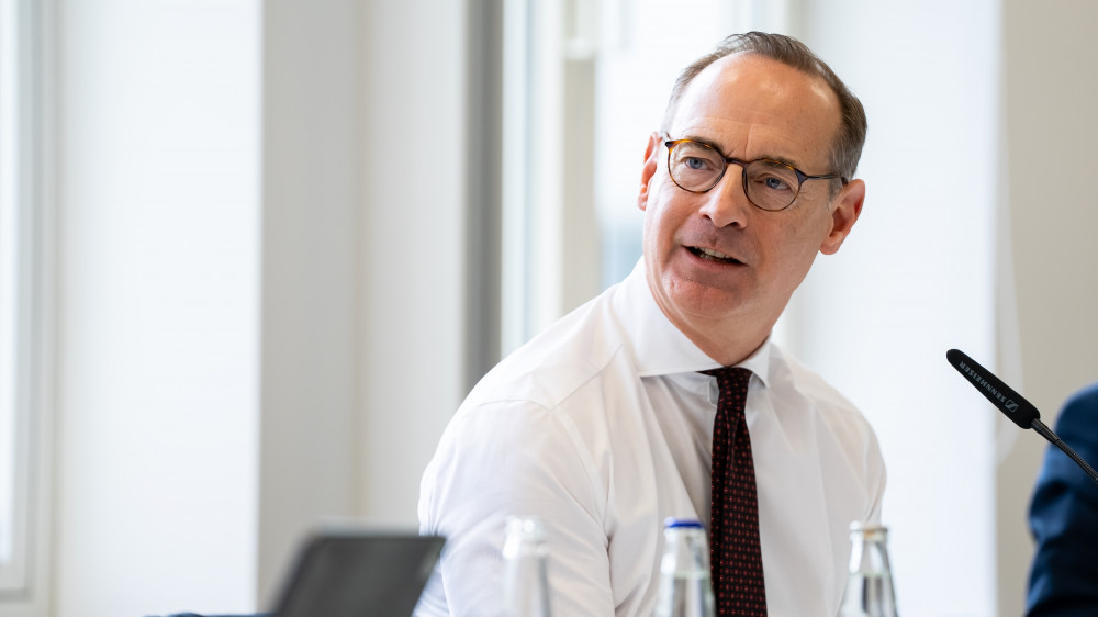 Arbeitet zur Zufriedenheit des Aufsichtsrats, trotz Ecken und Kanten: Allianz-Chef Oliver Bäte