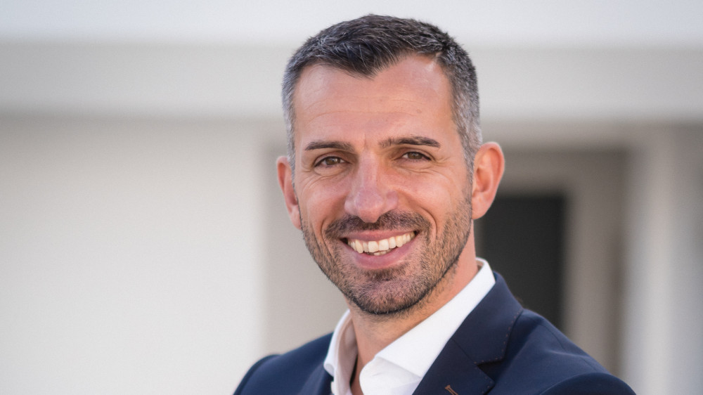 Ronny Lippmann, Sachverständiger für Krankenversicherung.