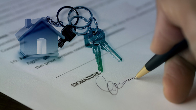 Mit warmer Hand – Immobilien richtig schenken Mit warmer Hand – Immobilien richtig schenken