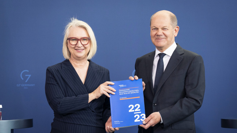 Wirtschaftsweise will Witwenrente abschaffen Wirtschaftsweise will Witwenrente abschaffen