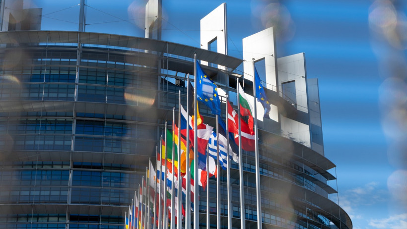 Arbeiten europaweit: Was Angestellte in ausländischen Unternehmen beachten müssen Arbeiten europaweit: Was Angestellte in ausländischen Unternehmen beachten müssen