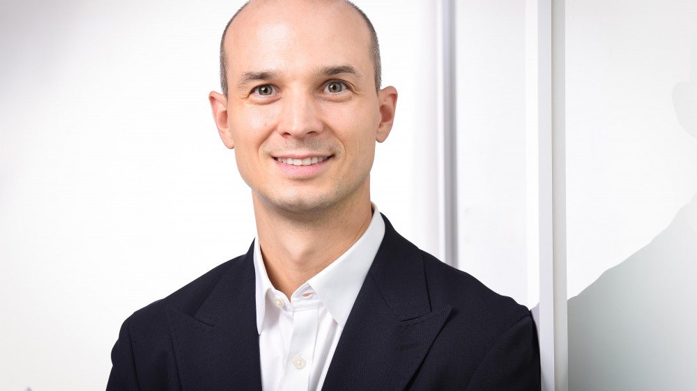 Mit Wirkung zum 15.9.2024 hat der Aufsichtsrat Dr. Christoph Samwer zum Vorstand der HUK24 AG bestellt.