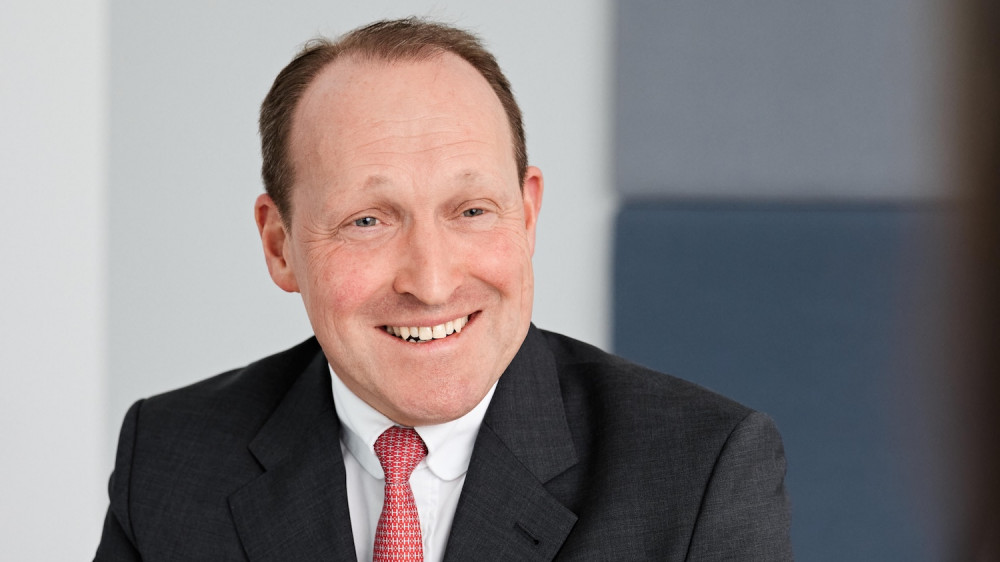 Dr. Angelo O. Rohlfs ist Vorstand Vertrieb und Marketing bei der VHV.