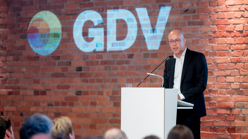 GDV-Hauptgeschäftsführer Jörg Asmussen (hier auf der GDV-Konferenz zur Regulierung)