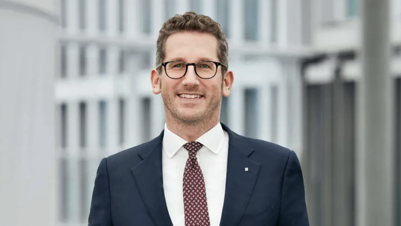 Dr. Sebastian Reddemann (Sprecher des Vorstands VHV Allgemeine Versicherung AG)