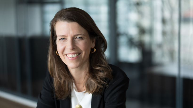 Dr. Barbara Karuth-Zelle (Gesamtvergütung: 2,947 Mio. Euro)