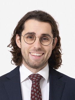 Torben Geppert ist Senior Manager im Bereich Audit im Versicherungsteam der Prüfungs- und Beratungsgesellschaft Forvis Mazars.