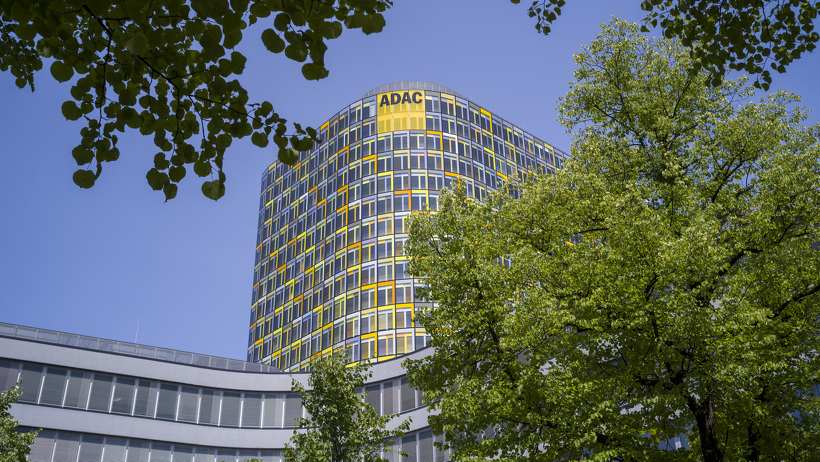 Rang 6: ADAC Versicherungen (59,3 %; Gold)